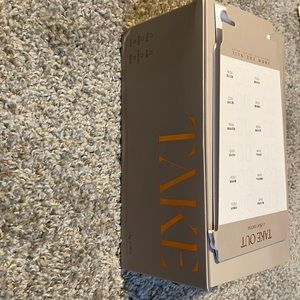 Take out colors haven’t been used or open